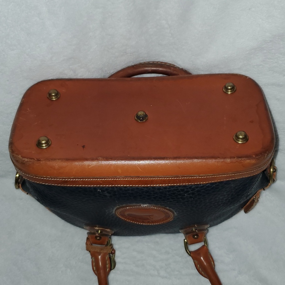 Dooney & Bourke Vintage All Weather Leather Satchel Handbag - Picture 10 of 12